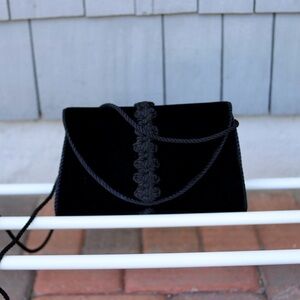 La Regale Vintage Velvet Evening Bag